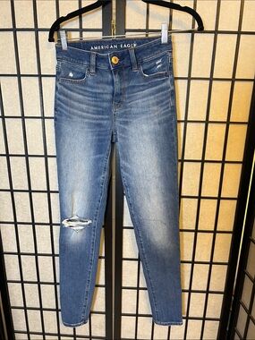 American Eagle Outfitters Women's Distressed Mid-Blue Skinny Jeans